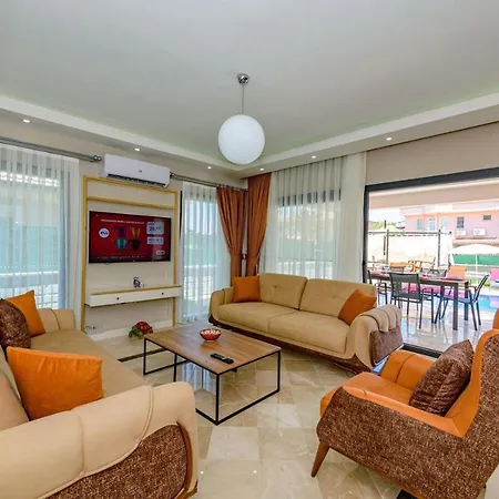 Charming With A Private Pool In فيلة فتحية