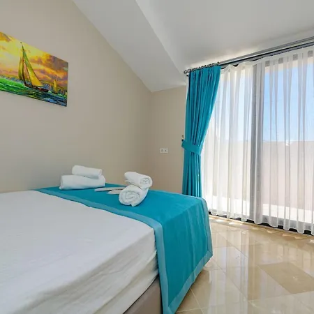 Charming With A Private Pool In * فتحية